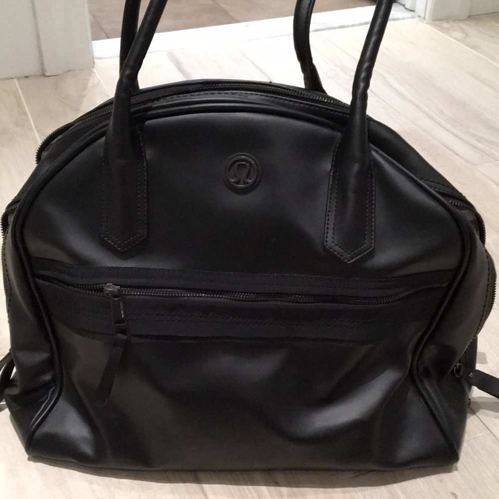 Lululemon Weekend Yoga Bag